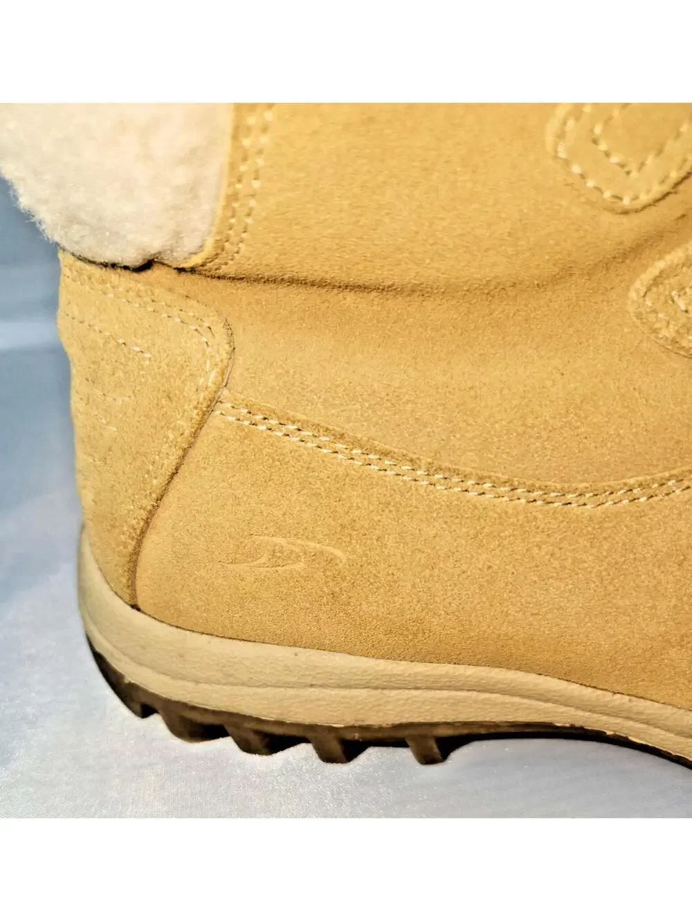 Dr. Scholls Women's Winter Boots with Sherpa Lining Tan Suede Size 10